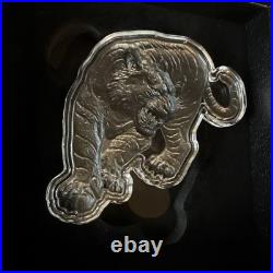 1 oz 2025 South Korean Tiger. 999! Silver Antiqued High Relief Tiger Shaped