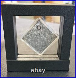 2014.999 Fine Silver Niue Antique Renaissance Art Coin WithCOA & Display Box