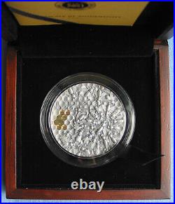 2021 Niue $5 Honey Bee 2 oz. 999 Silver High Relief Antique Finish