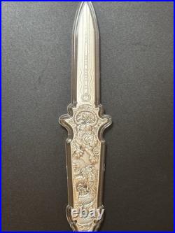 2025 Samoa Dragon Tiger Switchblade 2 oz Silver Antiqued Ultra High Relief Coin 2025 Samoa Dragon Tiger Switchblade 2 oz Silver Antiqued Ultra High Relief Coin