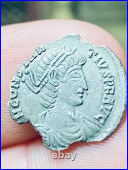 Constantius II AR Reduced Siliqua Arles AD 355-363, QUADRAGENNALIA, LUSTROUS, VF