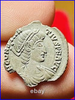 Constantius II AR Reduced Siliqua Arles AD 355-363, QUADRAGENNALIA, LUSTROUS, VF