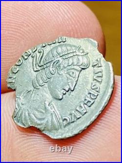 Constantius II AR Reduced Siliqua Arles AD 355-363, QUADRAGENNALIA, LUSTROUS, VF