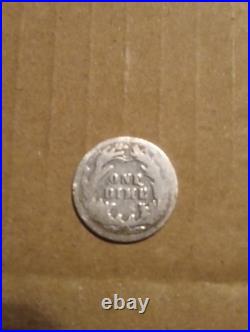 U. S. Antique Silver Dime Lot of 14. Barber, Mercury, Roosevelt 90% $1.40 FV