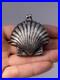 Vintage-Sterling-Silver-Scallop-Shell-Coin-Purse-Kiss-Lock-Keepsake-15-4g-01-wy